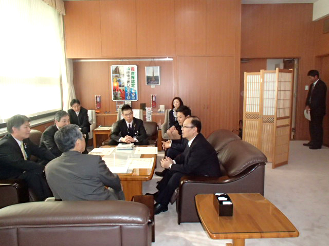 受賞された皆様との懇談会の様子